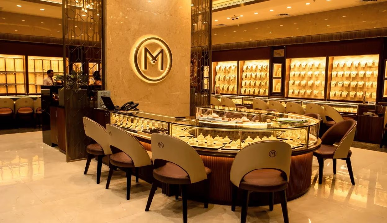 সব রেকর্ড ভেঙে সোনার দাম চূড়ায় – বছর শেষে হলুদ ধাতুতে মাথায় হাত আমজনতার