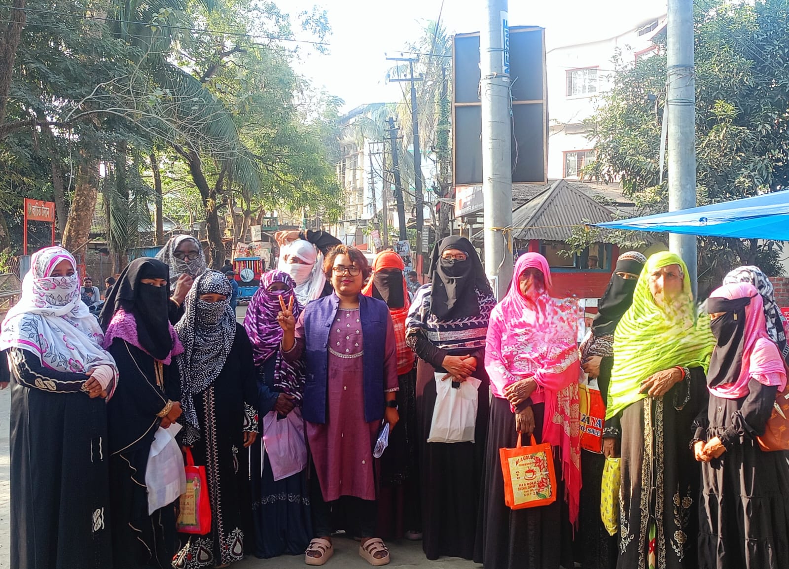 উত্তরে করিমগঞ্জ হিন্দু মুসলিম উভয় সম্প্রদায়ের প্রবল জনসমর্থনে এগিয়ে মুন্নী ছেত্রী